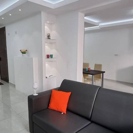 Seaview 2 Double Bedroom Modern Apartment St. Paul's Bay Esterno foto
